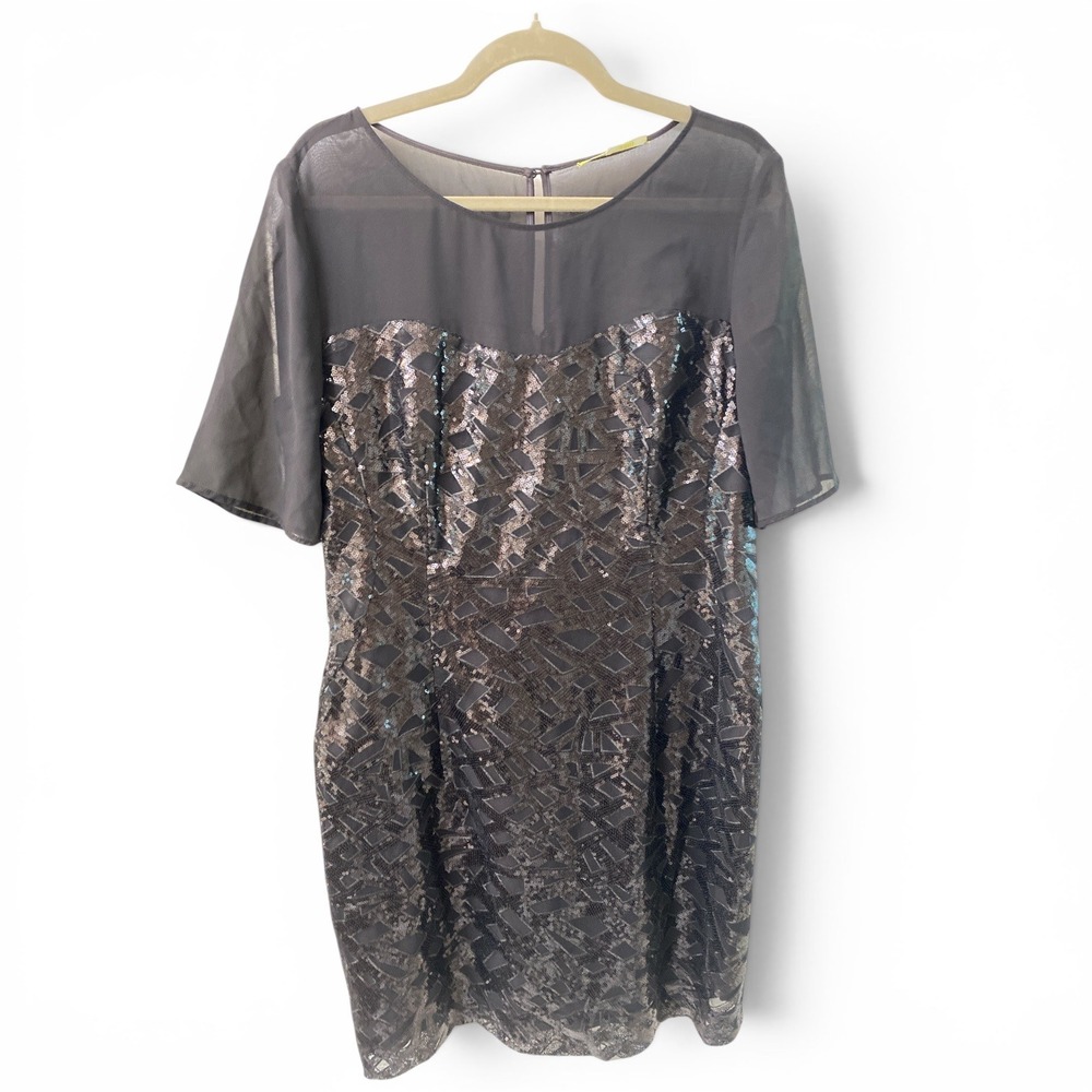 Gianni‎ Bini Sequin Sheer Yoke Shift Dress Gray Silver Size 12 Cocktail Party